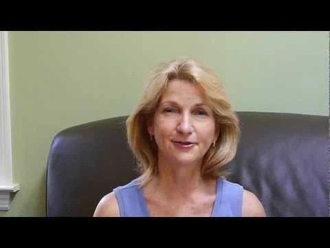 Video thumbnail of Kim seated for her patient interview